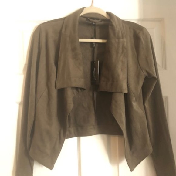 Romeo & Juliet Couture Jackets & Blazers - NWT-NOT WORN Green Faux Suede Slouchy Moto Jacket
